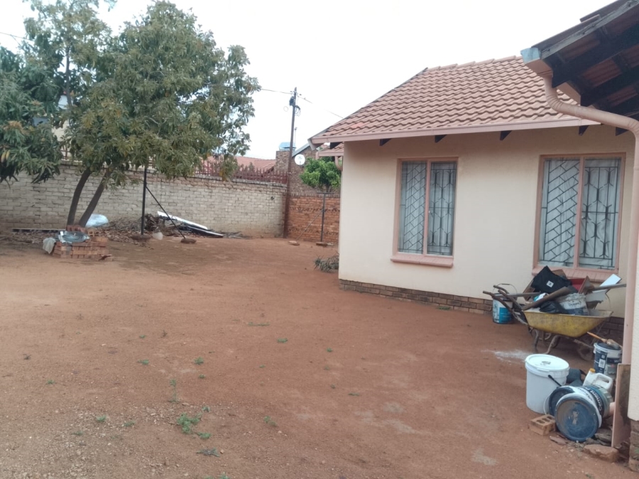 3 Bedroom Property for Sale in Mabopane Unit M North West